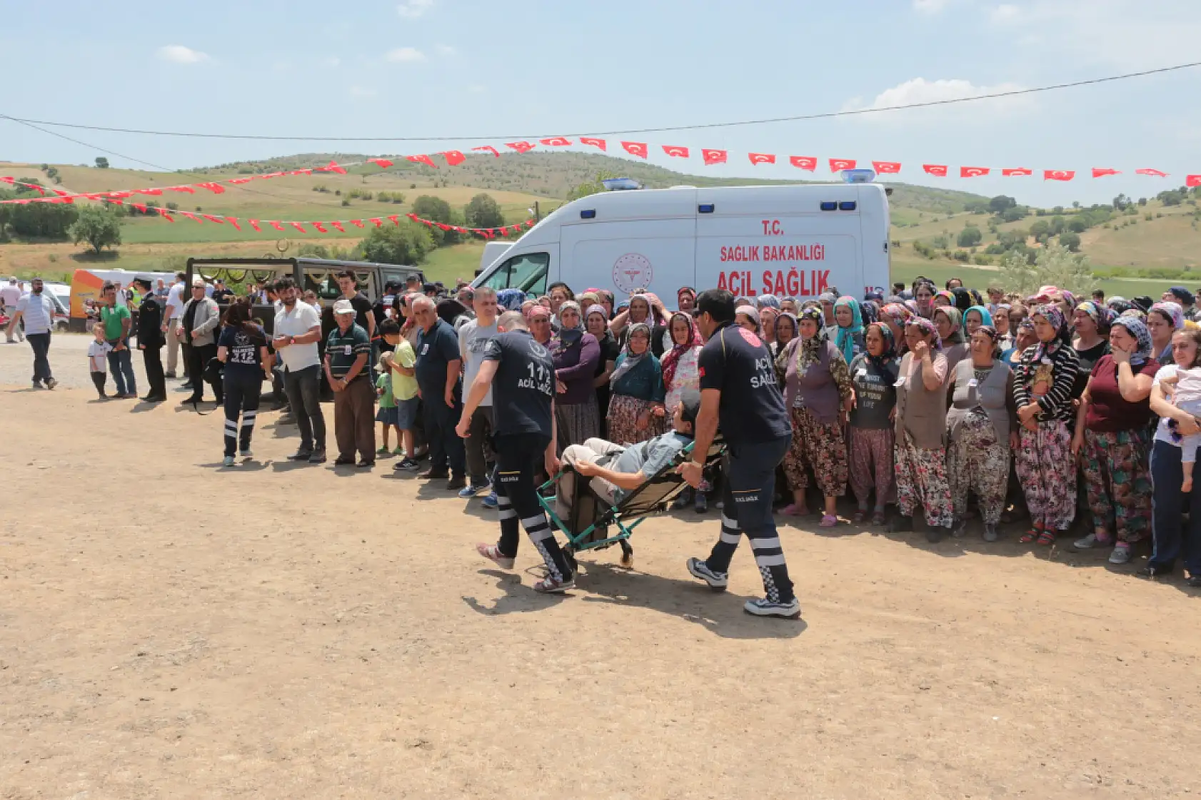 Şehit Uzman Çavuş Özcan'a veda