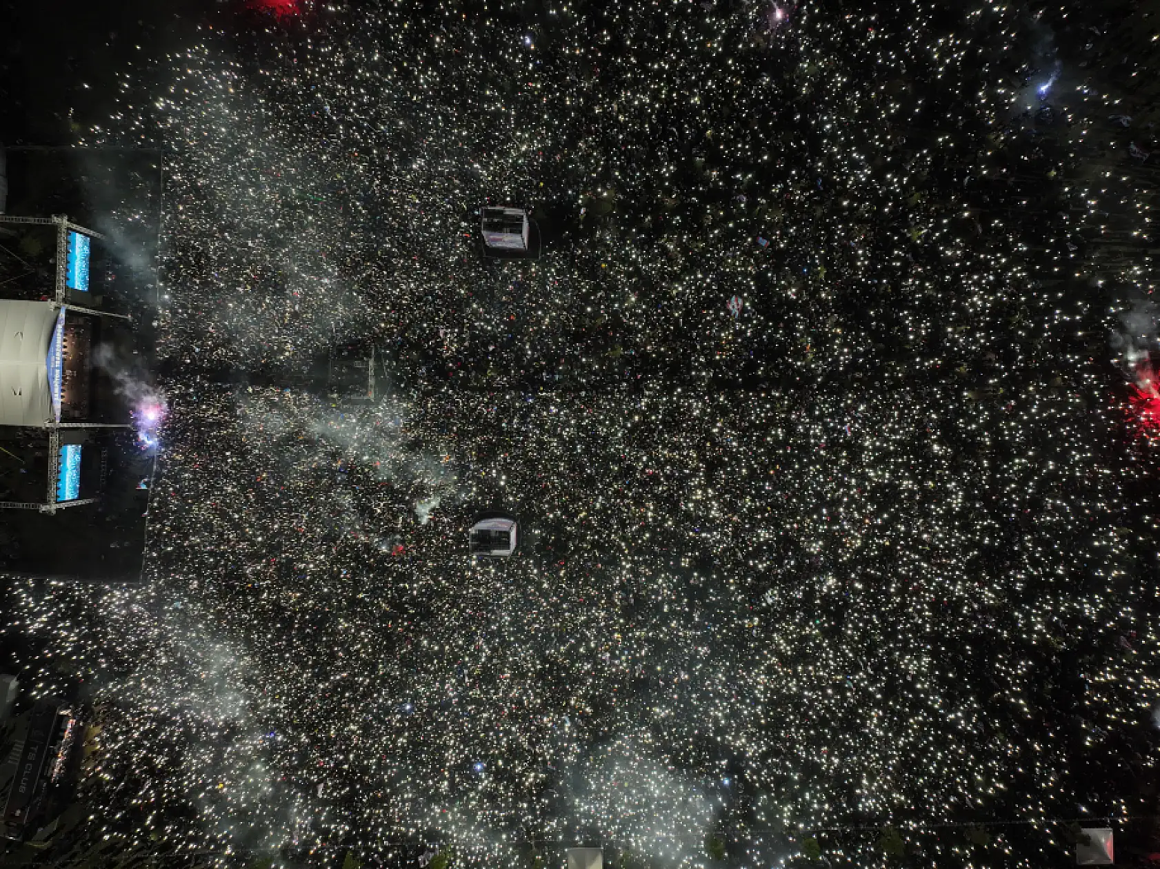 Trabzonspor'un şampiyonluk kutlaması havadan görüntülendi