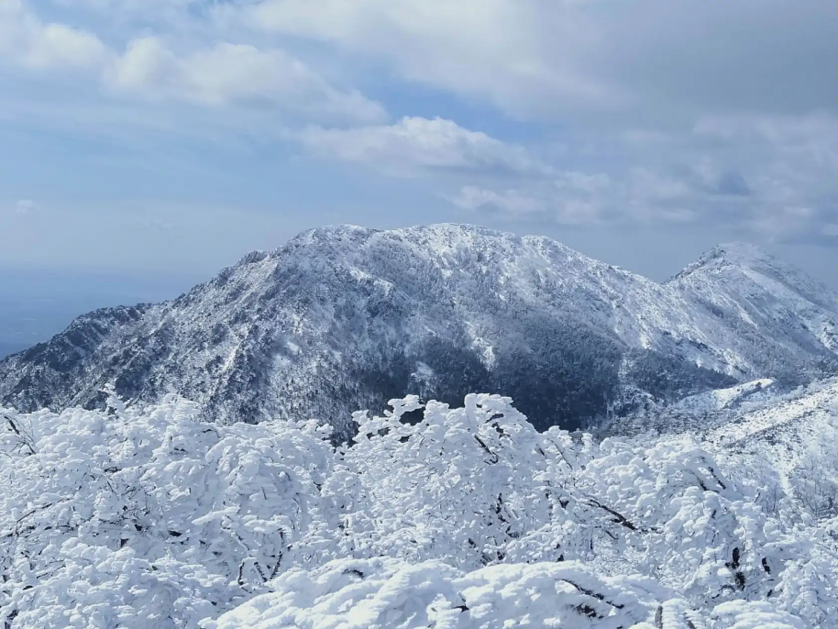 Karlı Kazdağları'ndan masalsı görüntüler