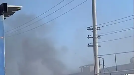 Ayvalık'ta hurda tüpler patladı, ortalık savaşa alanına döndü
