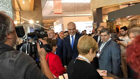 Bakan Ersoy, Balıkesir Büyükşehir'in çalışmalarını inceledi