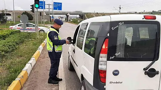 Balıkesir'de jandarmadan radarlı hız kontrolü