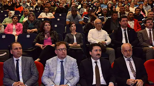 Başkan Avcı'dan başarılı personellere ödül