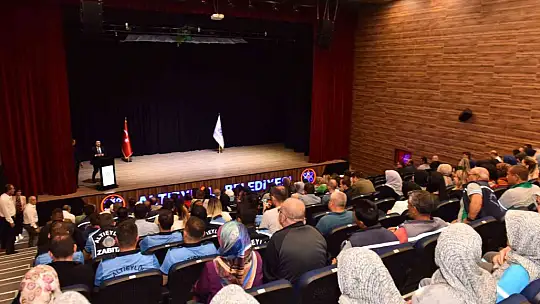 Başkan Avcı'dan başarılı personellere ödül