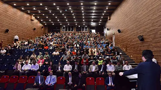 Başkan Avcı'dan başarılı personellere ödül