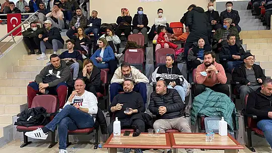 Bigadiç Belediyespor, Bursa karşısında 3-1 galip