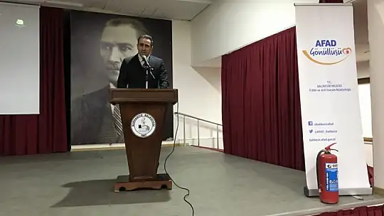 Burhaniye'de Afet Eğitimi Toplantıları yapıldı