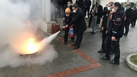 Burhaniye'de Afet Eğitimi Toplantıları yapıldı