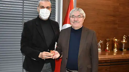 İvrindi Belediyesi'nden 'Resimlerde İvrindi' Yarışmasında dereceye girenlere ödül