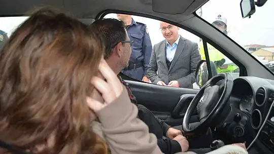 Kaymakam Hasan Yaman bayram trafiğini denetledi
