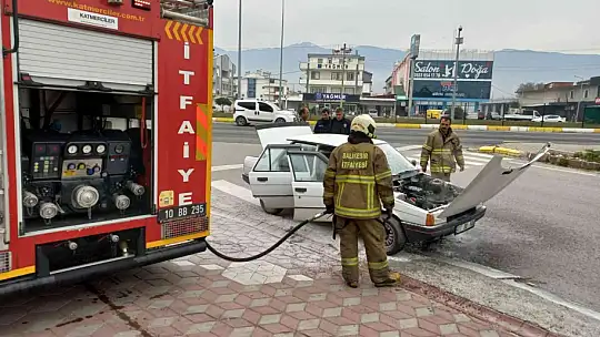 LPG'li araç alev aldı, korku dolu dakikalar kameralara yansıdı