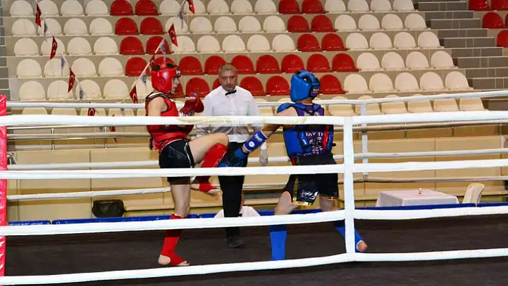 Üniversiteler Muaythai Türkiye Şampiyonasına Balıkesir'de başladı
